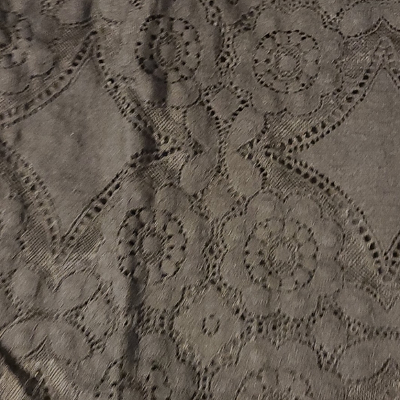 Liz Claiborne black tank size small - Picture 3 of 7